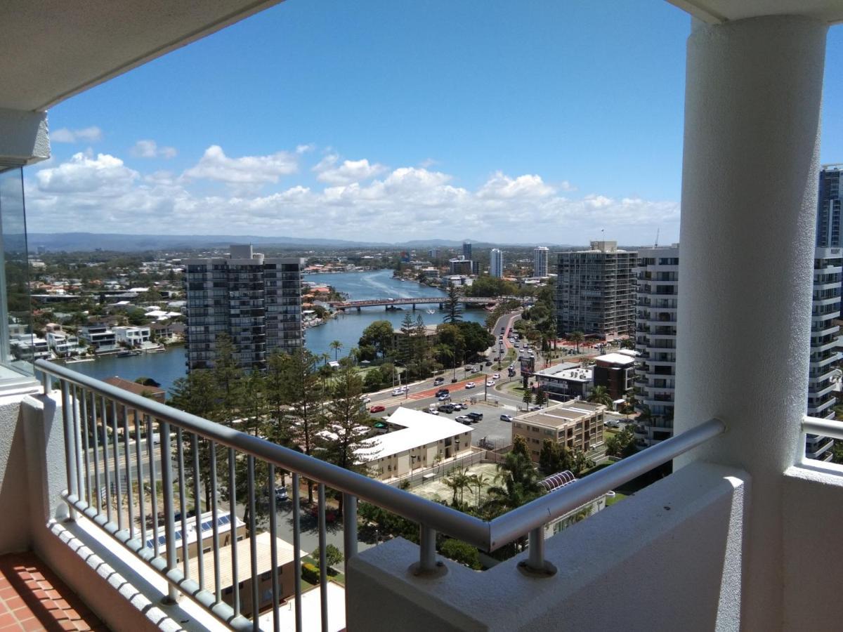 Marriner Views Aparthotel 4*