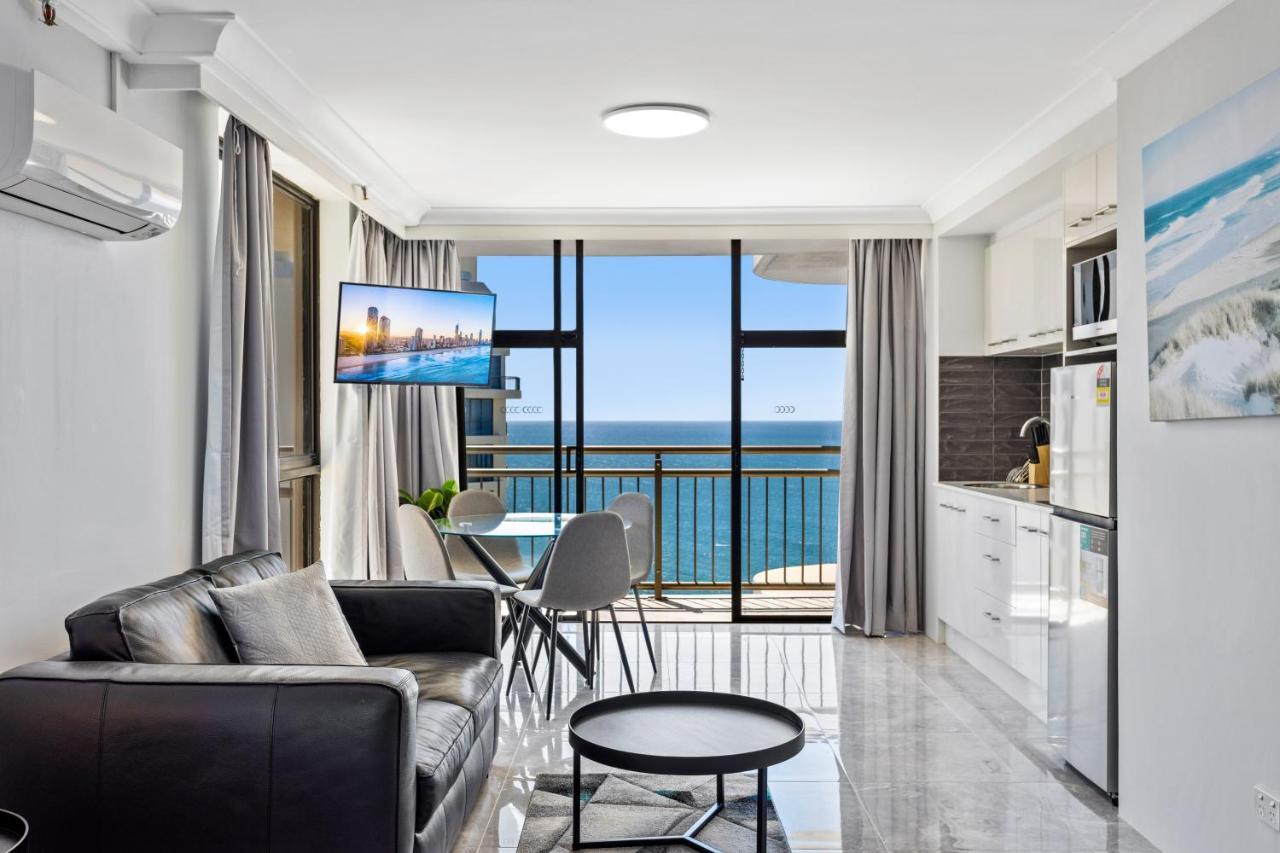 Oceanfront Studio With Pools, Gym & Tennis Court *