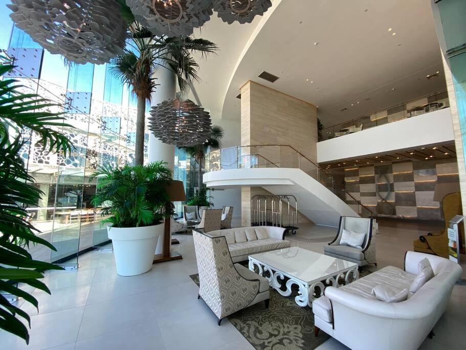 Beachfront Luxury In Soul Surfers Paradise 9th Gold Coast