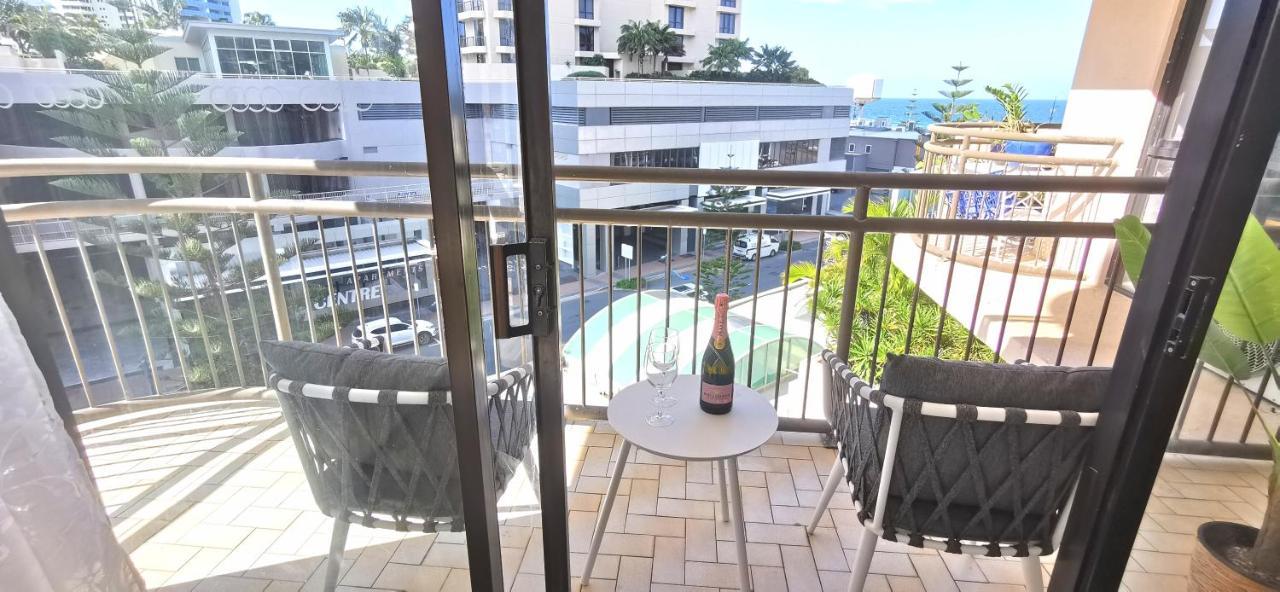 Beachside In The Heart Of Surfers Paradise - Free Parking * Gold Coast
