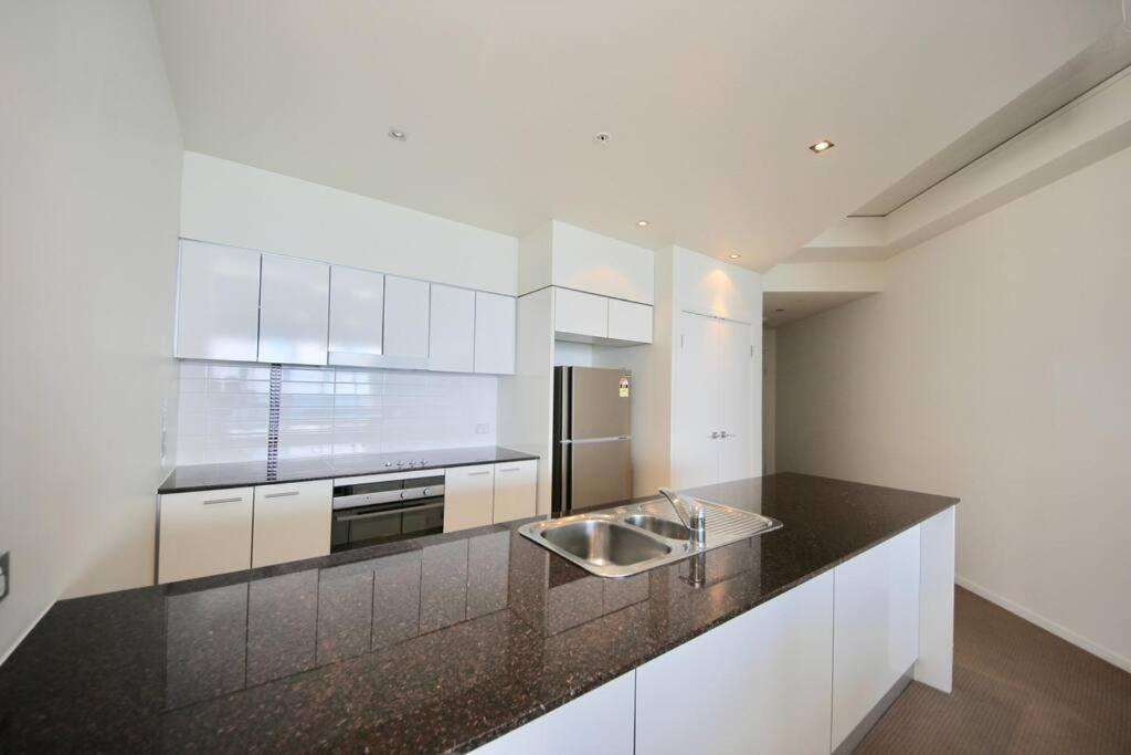 Apartment Sierra Grand 2406 Gold Coast