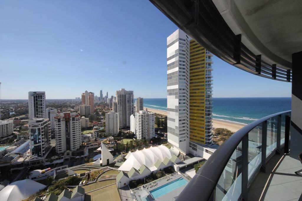 Oracle 2401 Apartment *