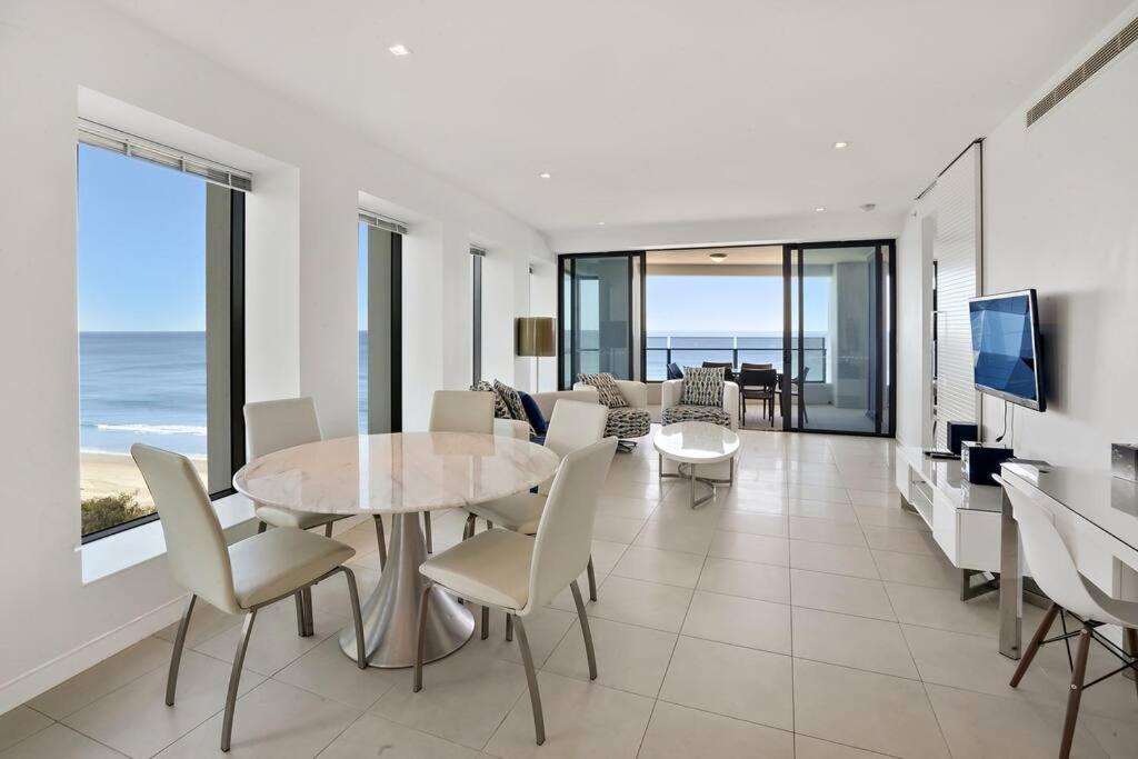 Beachfront Luxury In Soul Surfers Paradise 9th Apartment *