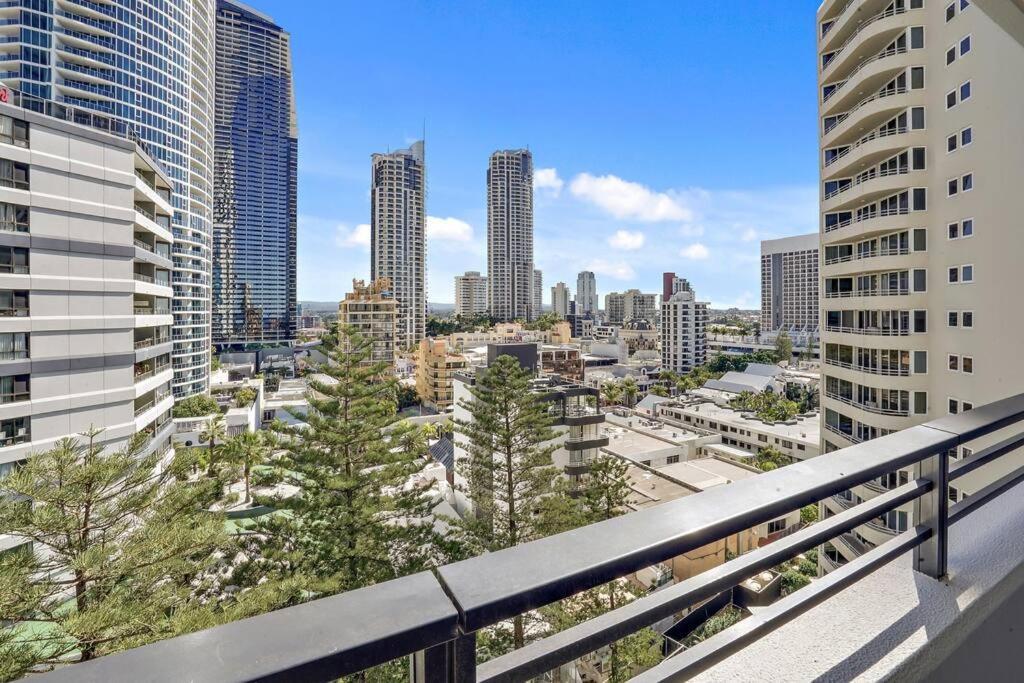 Beachfront Luxury In Soul Surfers Paradise 9th Apartment *