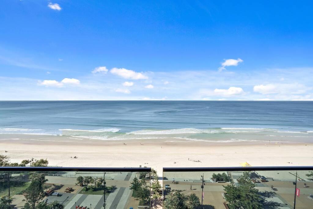Apartment Beachfront Luxury In Soul Surfers Paradise 9th