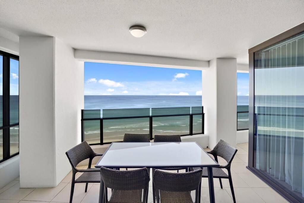 Apartment Beachfront Luxury In Soul Surfers Paradise 9th Gold Coast