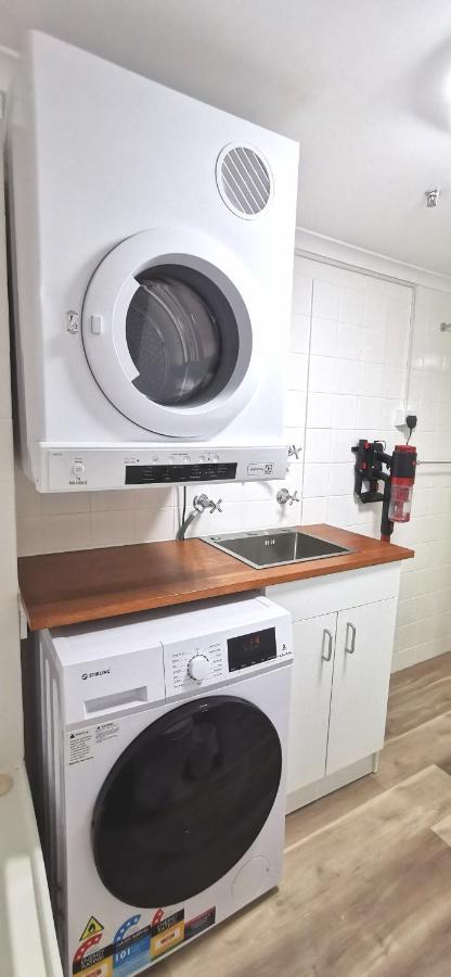 Beachside In The Heart Of Surfers Paradise - Free Parking