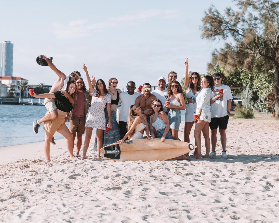 Hostel Budds In Surfers Backpackers Gold Coast