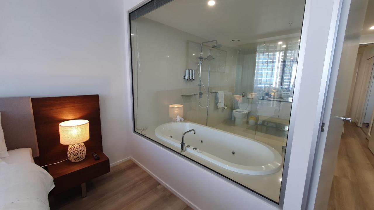 Oceanview Oasis 2br - 5mins To - Family Gold Coast