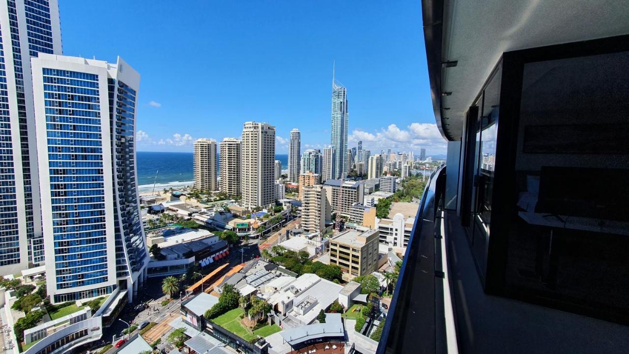 Oceanview Oasis 2br - 5mins To - Family * Gold Coast