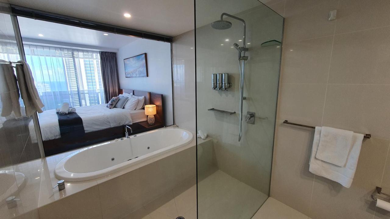 Apartment Oceanview Oasis 2br - 5mins To - Family Gold Coast