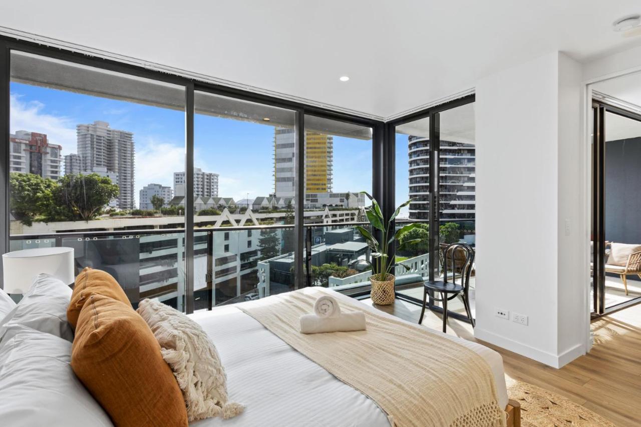 Apartment Stylish And Modern Oracle 2 Bedroom - Coasthm Gold Coast