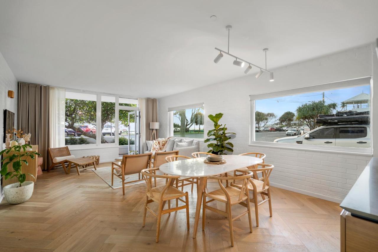 Houston Beachfront Apartment Gold Coast
