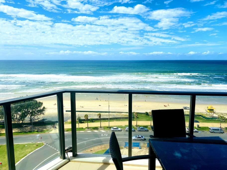 Luxury 180° Views Front Ocean Facing 2br *