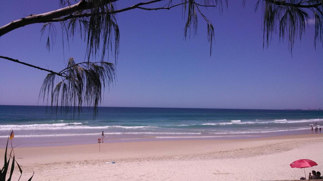 Outrigger Burleigh Hotel