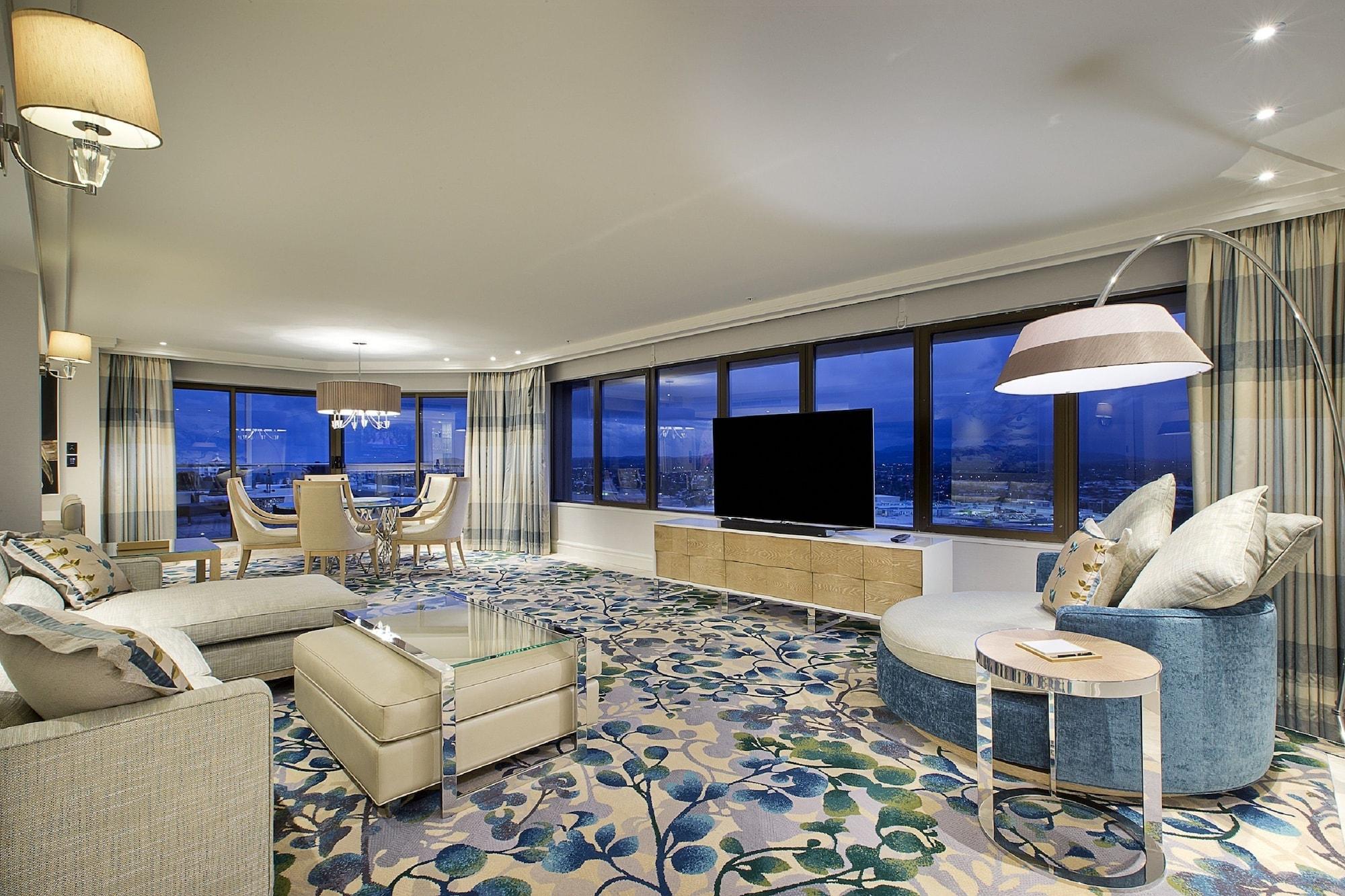 Hotel The Star Grand Gold Coast 5*