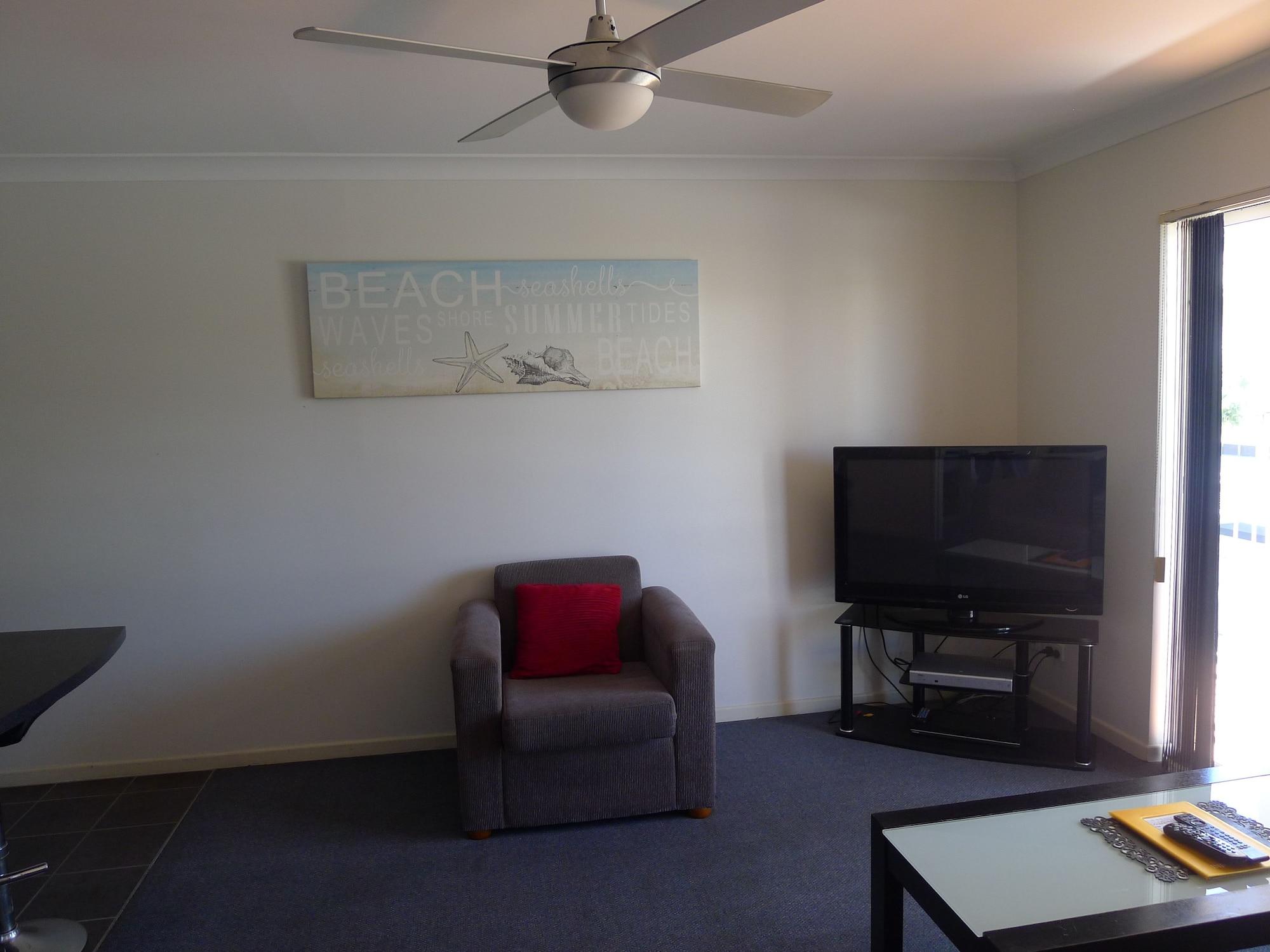 Santana Surfers Paradise Aparthotel 3*