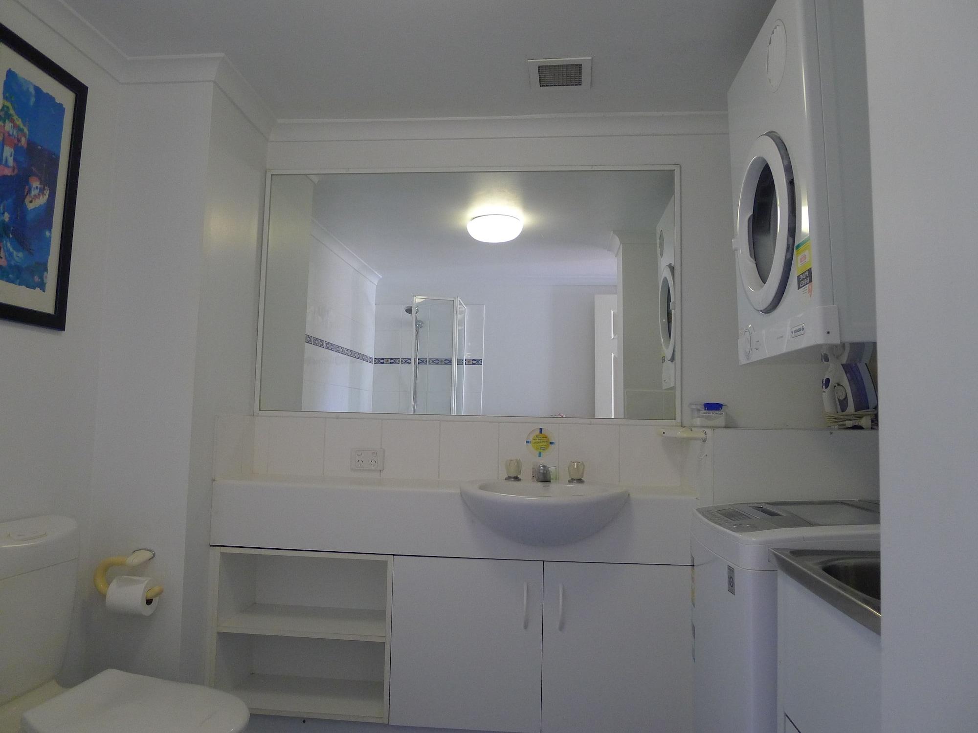 Santana Surfers Paradise Gold Coast