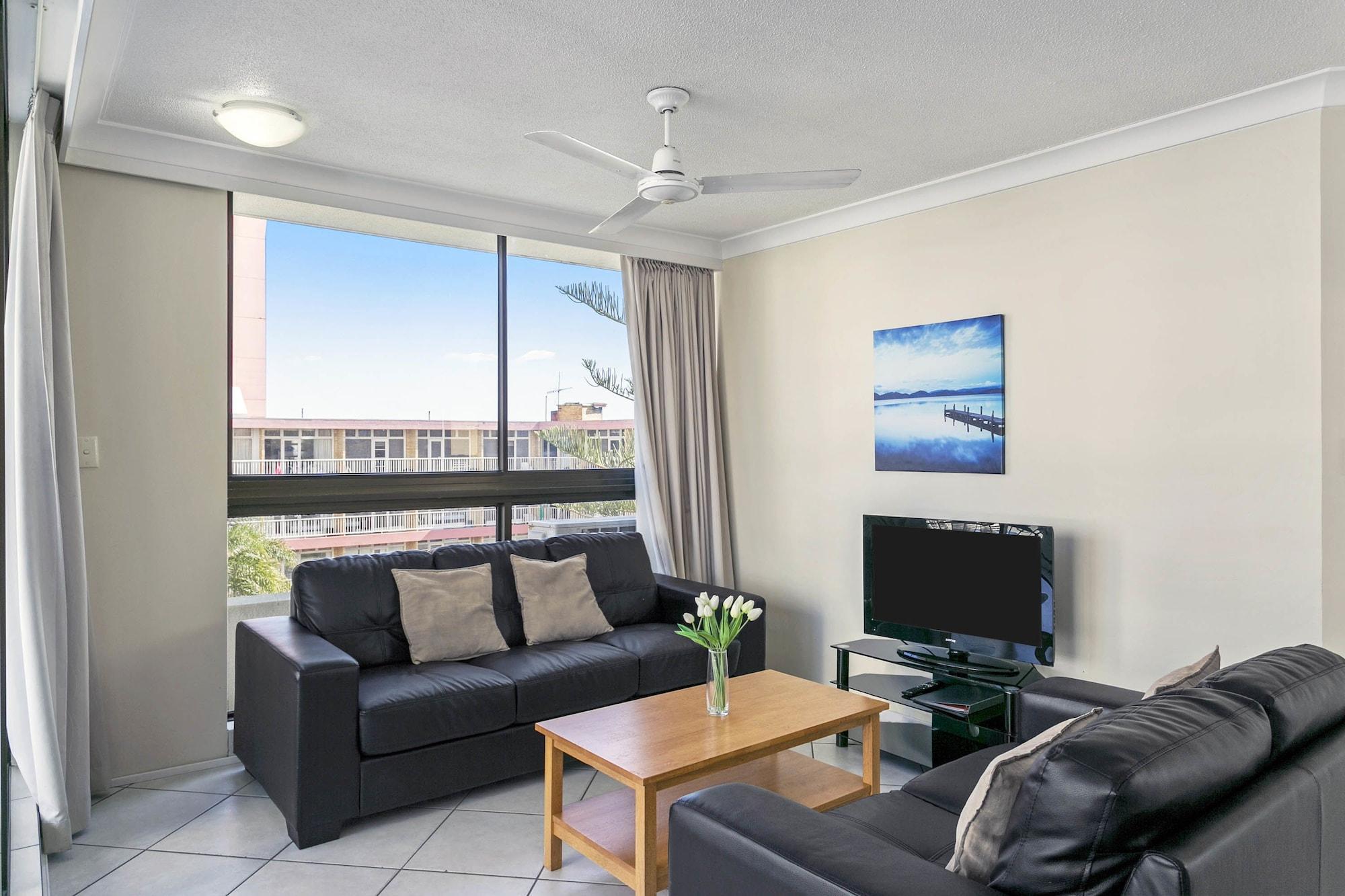 Aparthotel Breakfree Cosmopolitan 3*