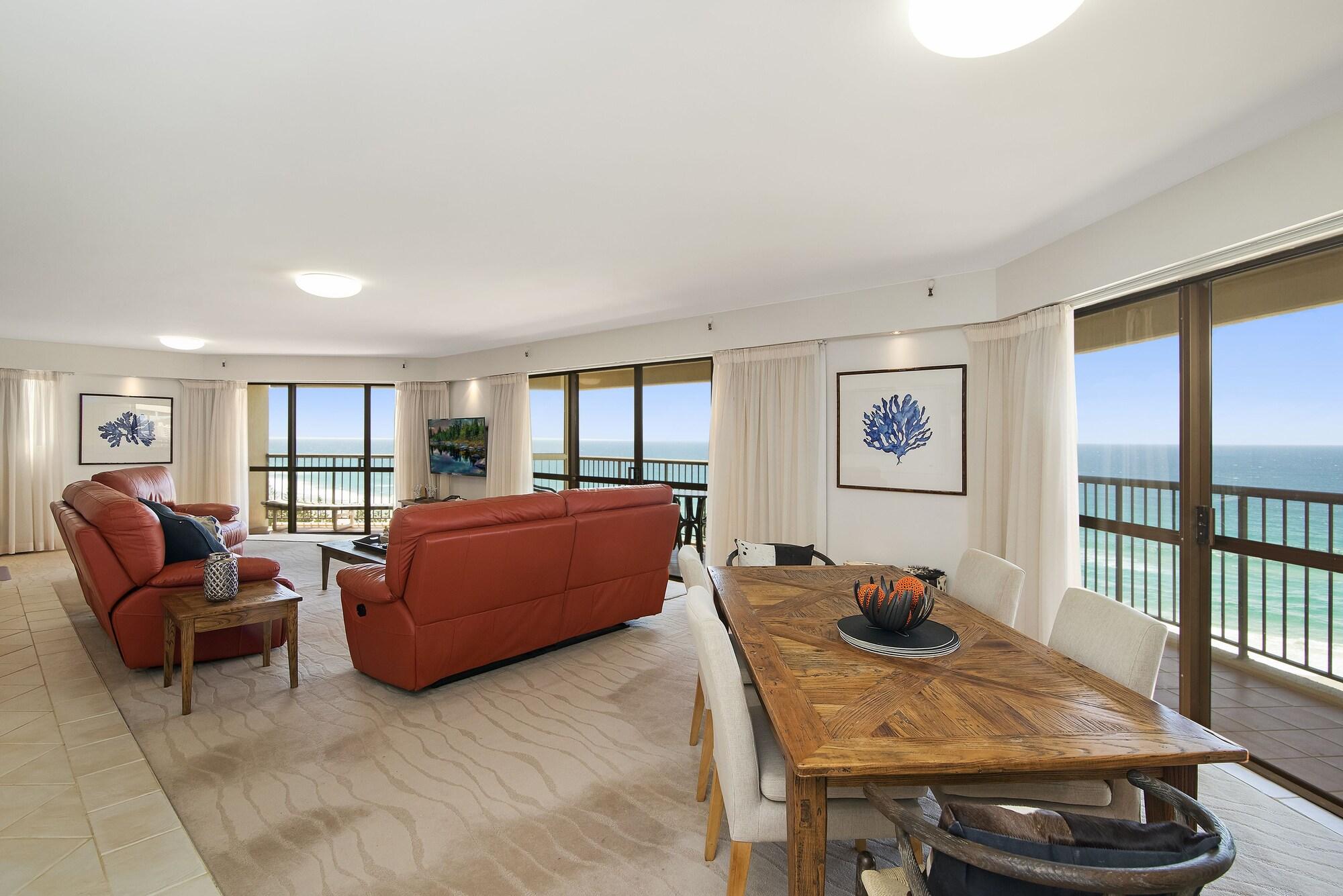Burleigh Esplanade Aparthotel