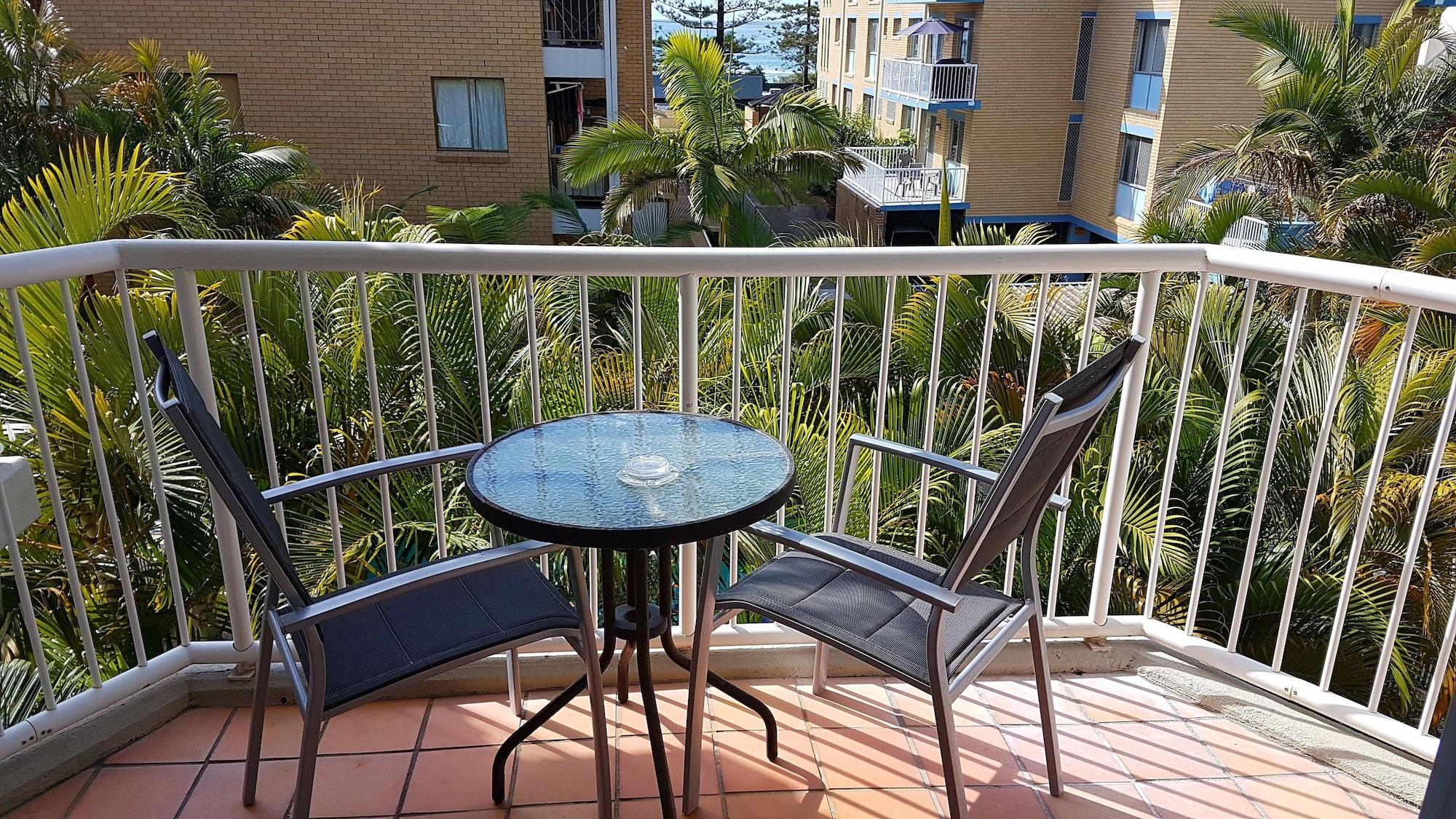 Outrigger Burleigh Hotel Gold Coast
