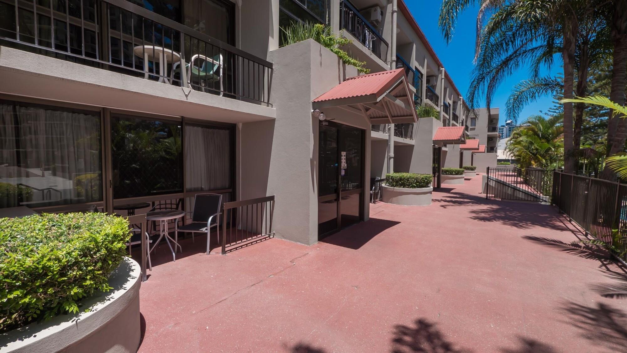 Trickett Gardens 3*