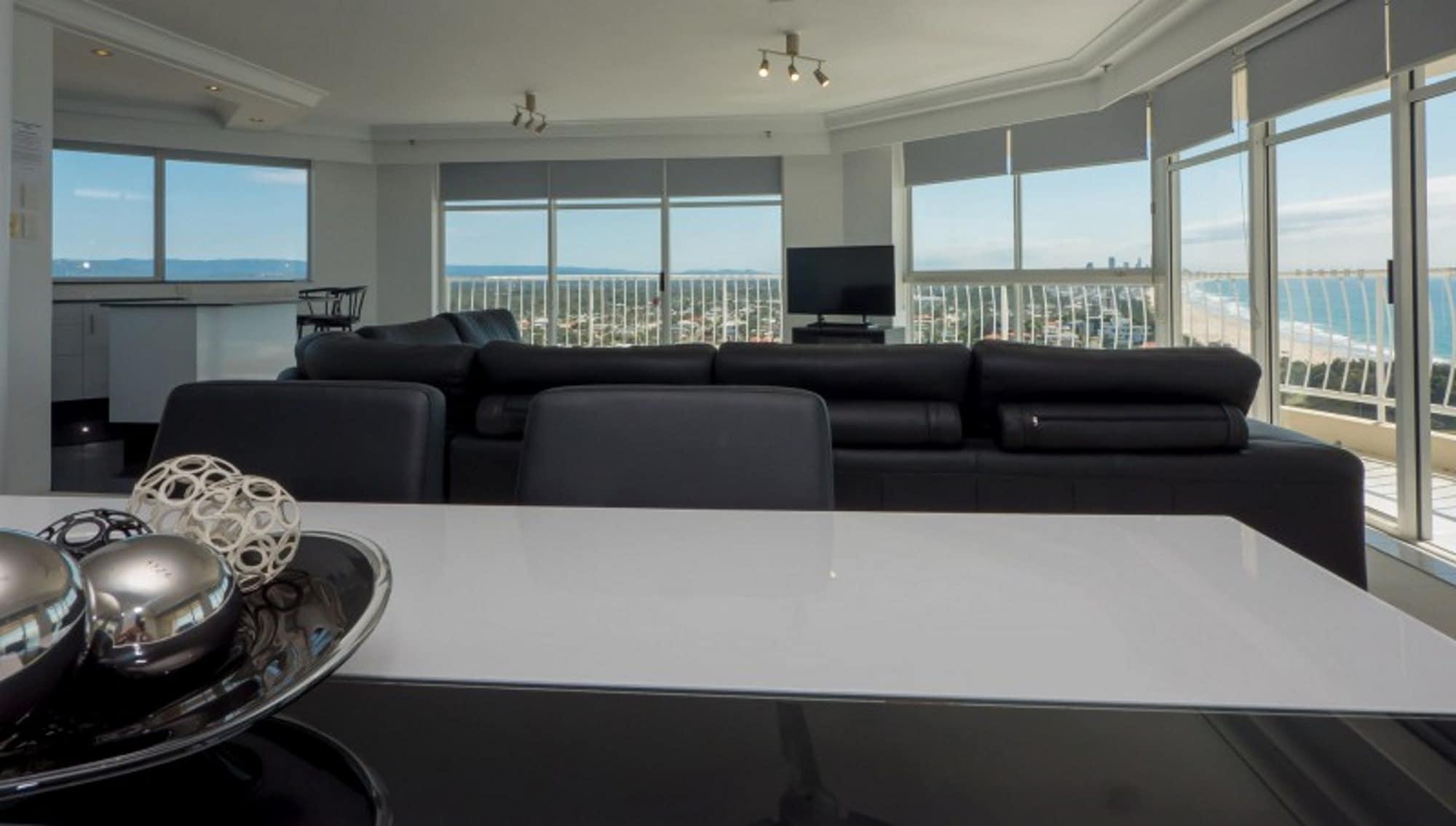 Aparthotel Burleigh Surf 4*