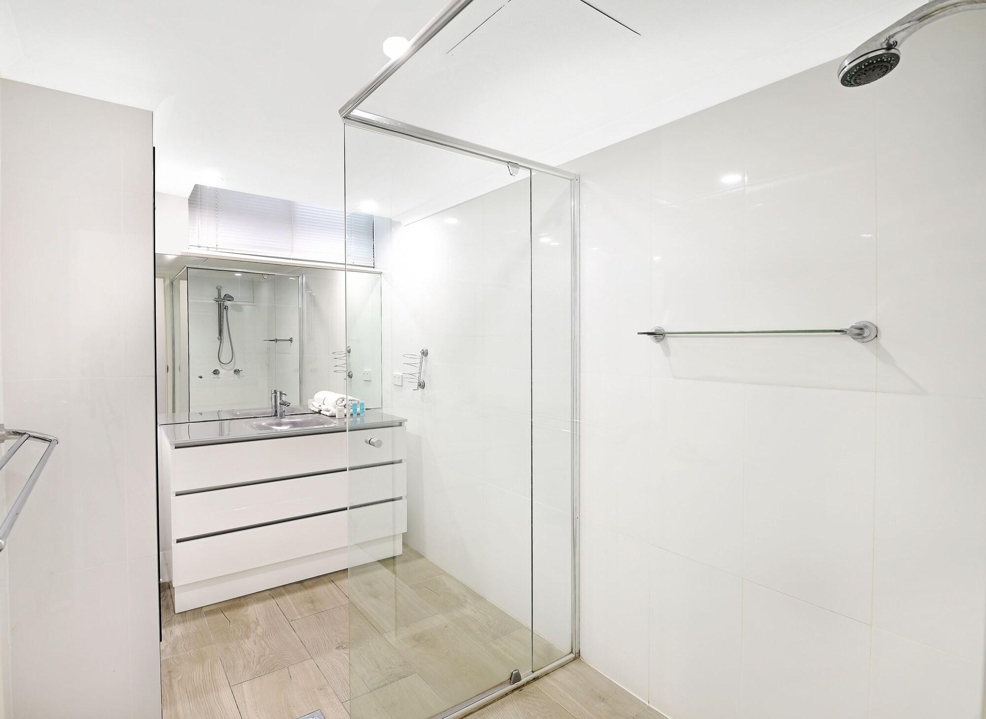 Broadbeach Travel Gold Coast