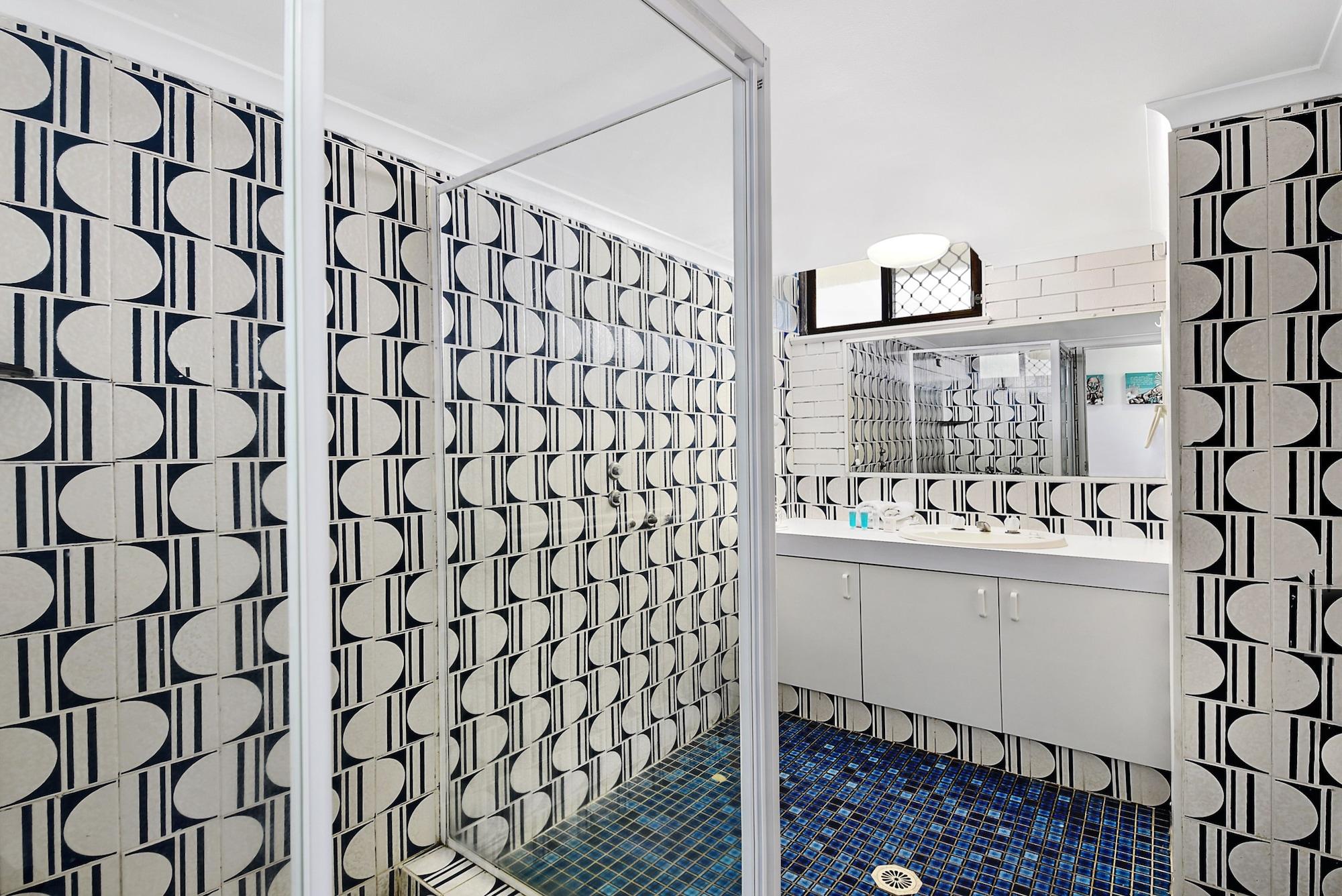 Aparthotel Broadbeach Travel Gold Coast