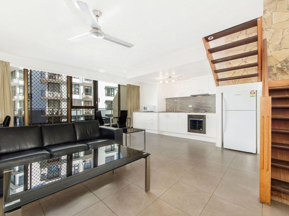 Broadbeach Travel
