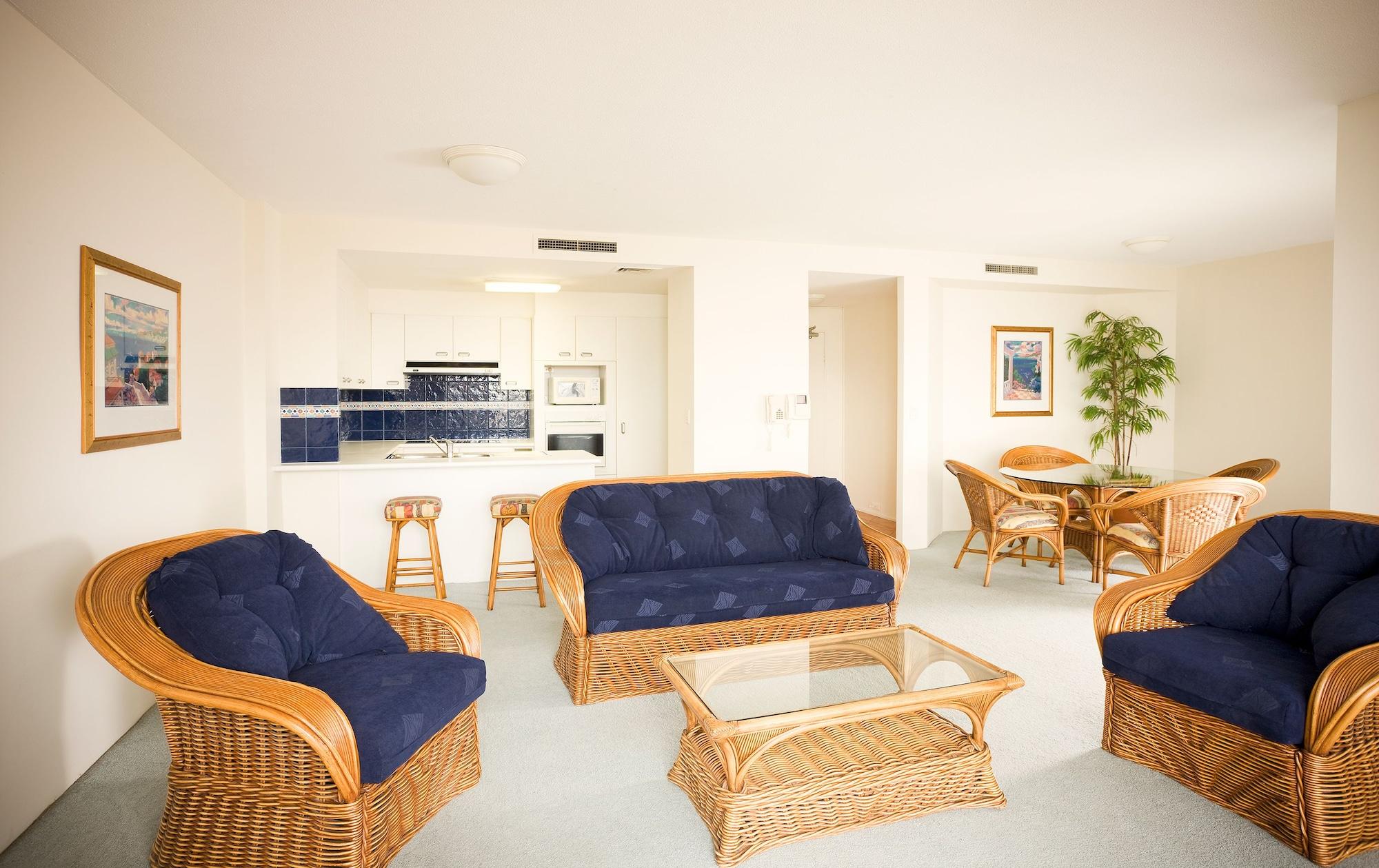Paradise Centre 4*