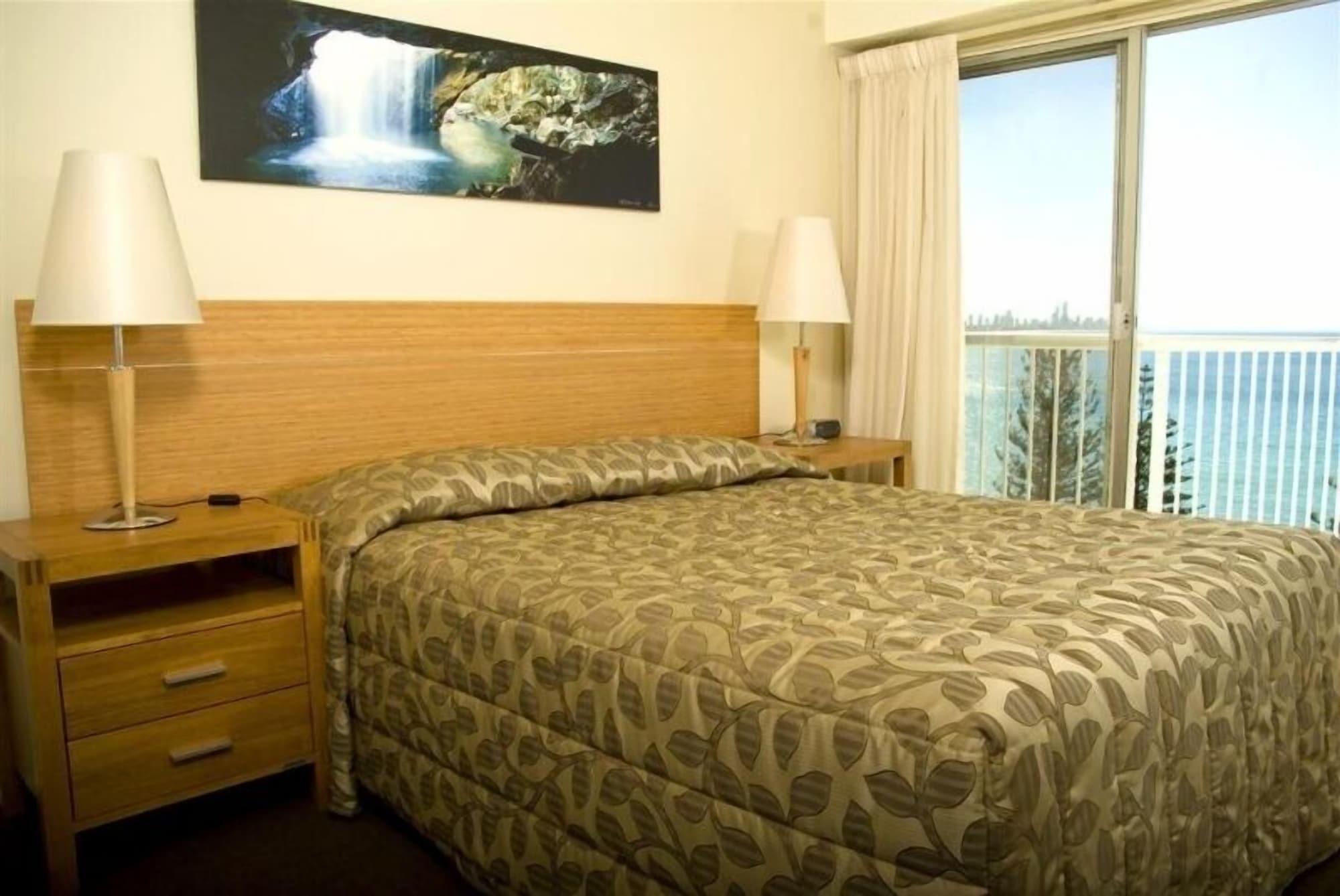 Aparthotel Hillhaven 4*