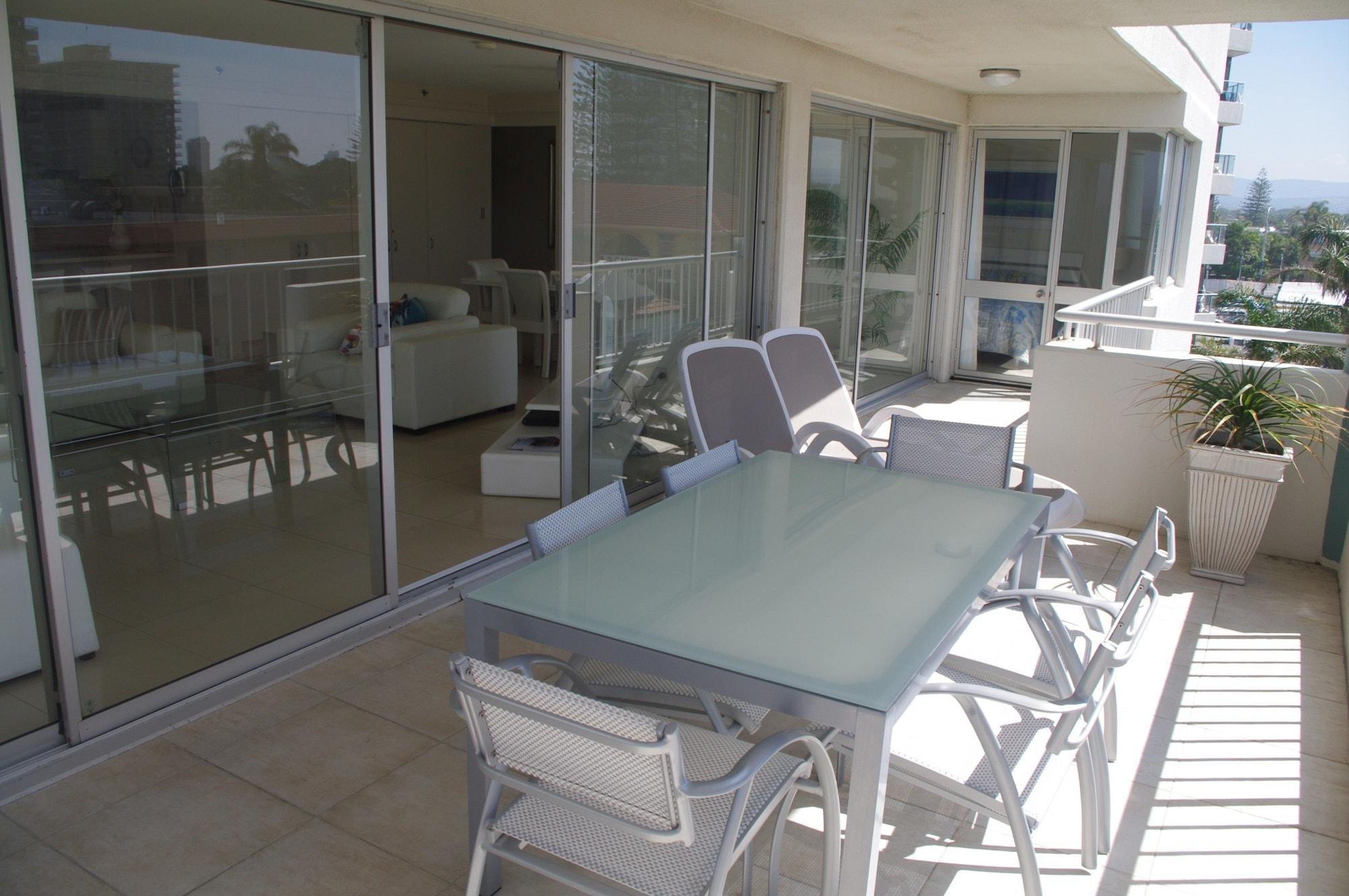 Marriner Views 4* Gold Coast