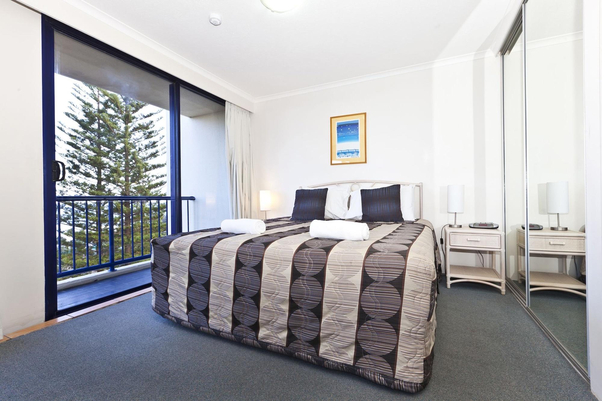 Surf Regency Aparthotel