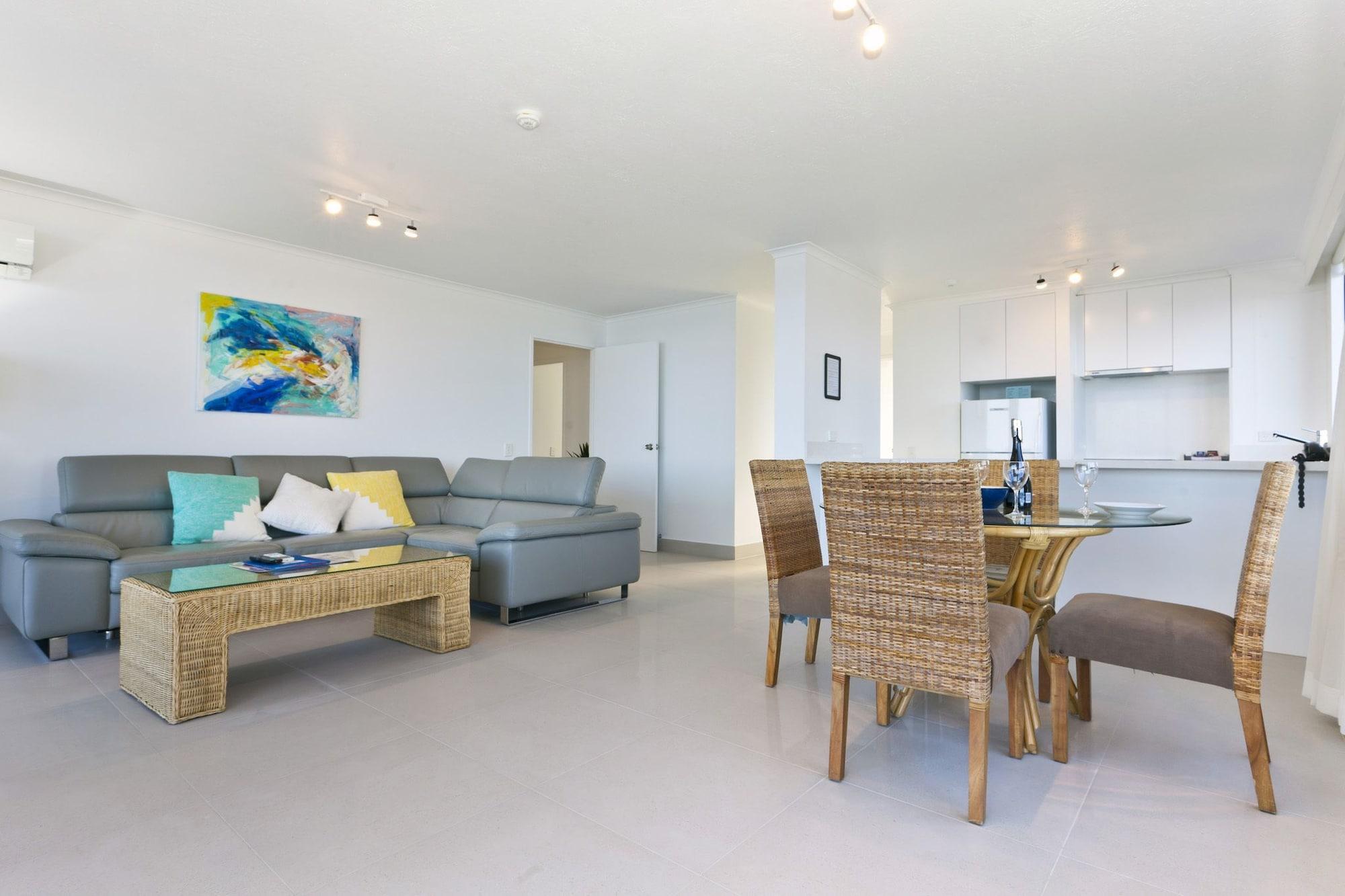 Surf Regency 3*