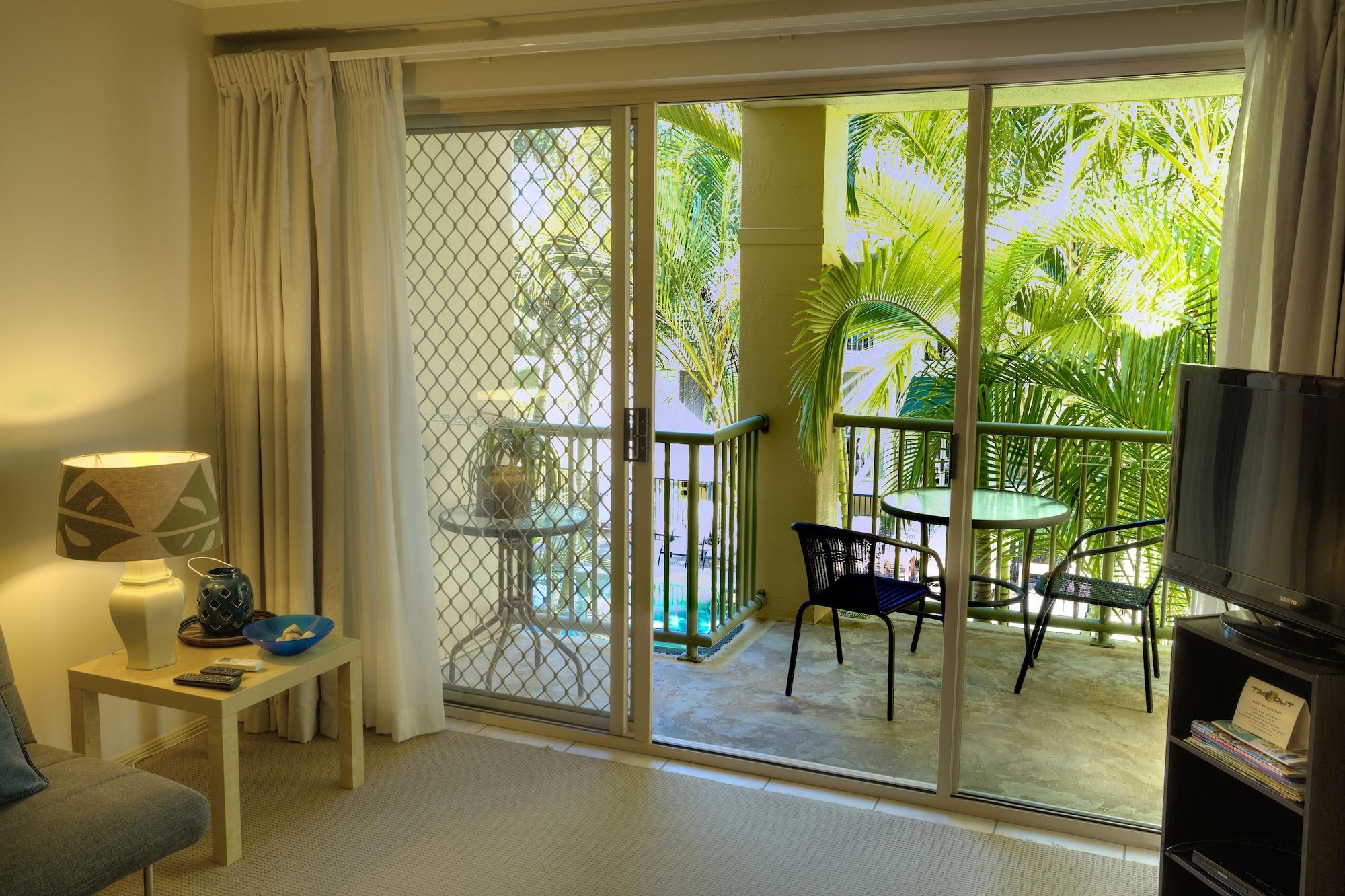Aparthotel Bila Vista Kirra Beachside 3*