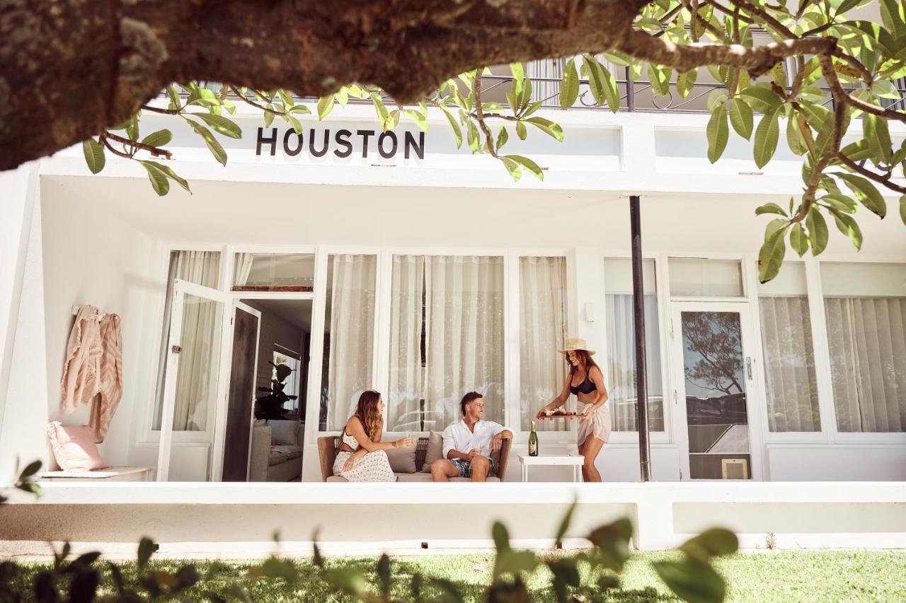 Houston Beachfront * Gold Coast