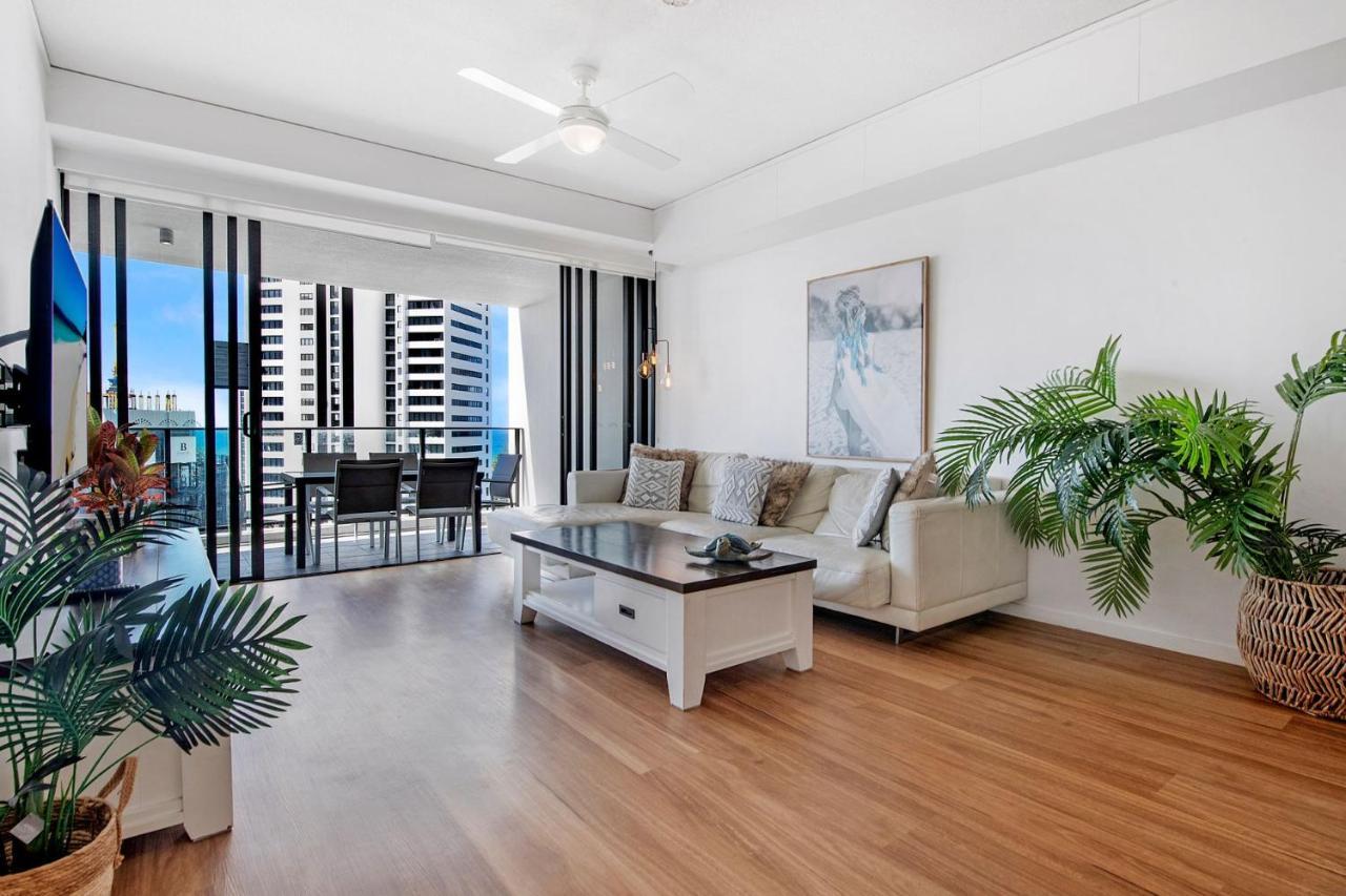 Apartment Modern 3 Bedroom With Ocean Views - Coasthm