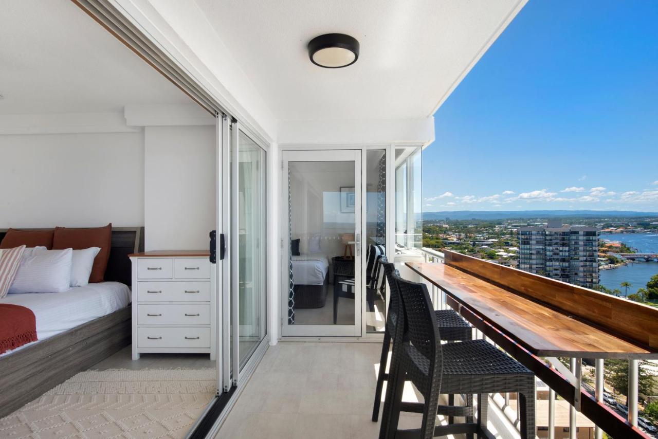Awesome And River Views 3 Bedrooms Adobe