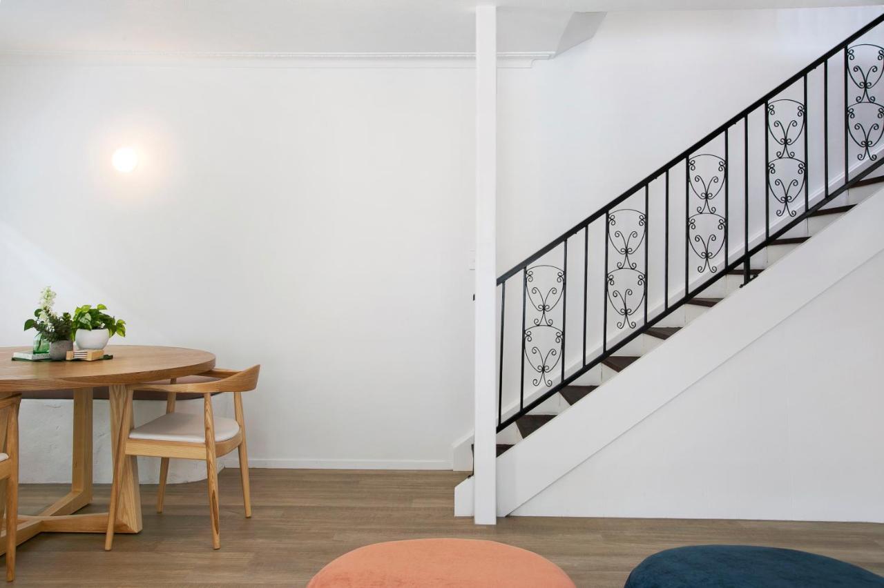Spacious 4-bed With Mediterranean Touches *