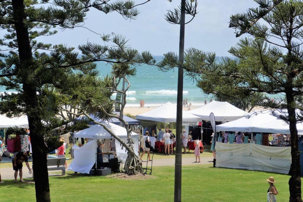 Beachside Views / Currumbin Holiday home *
