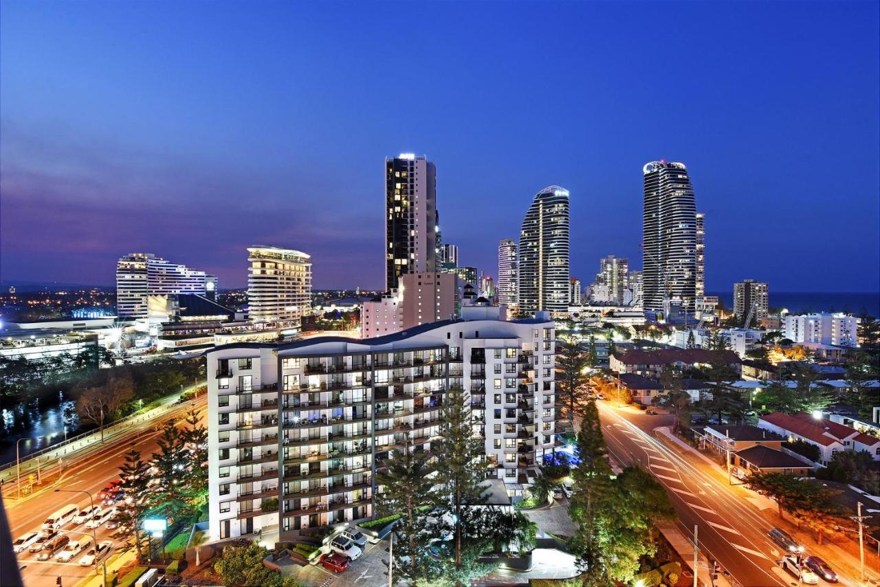 Apartment Modern 3 Bedroom With Ocean Views - Coasthm Gold Coast