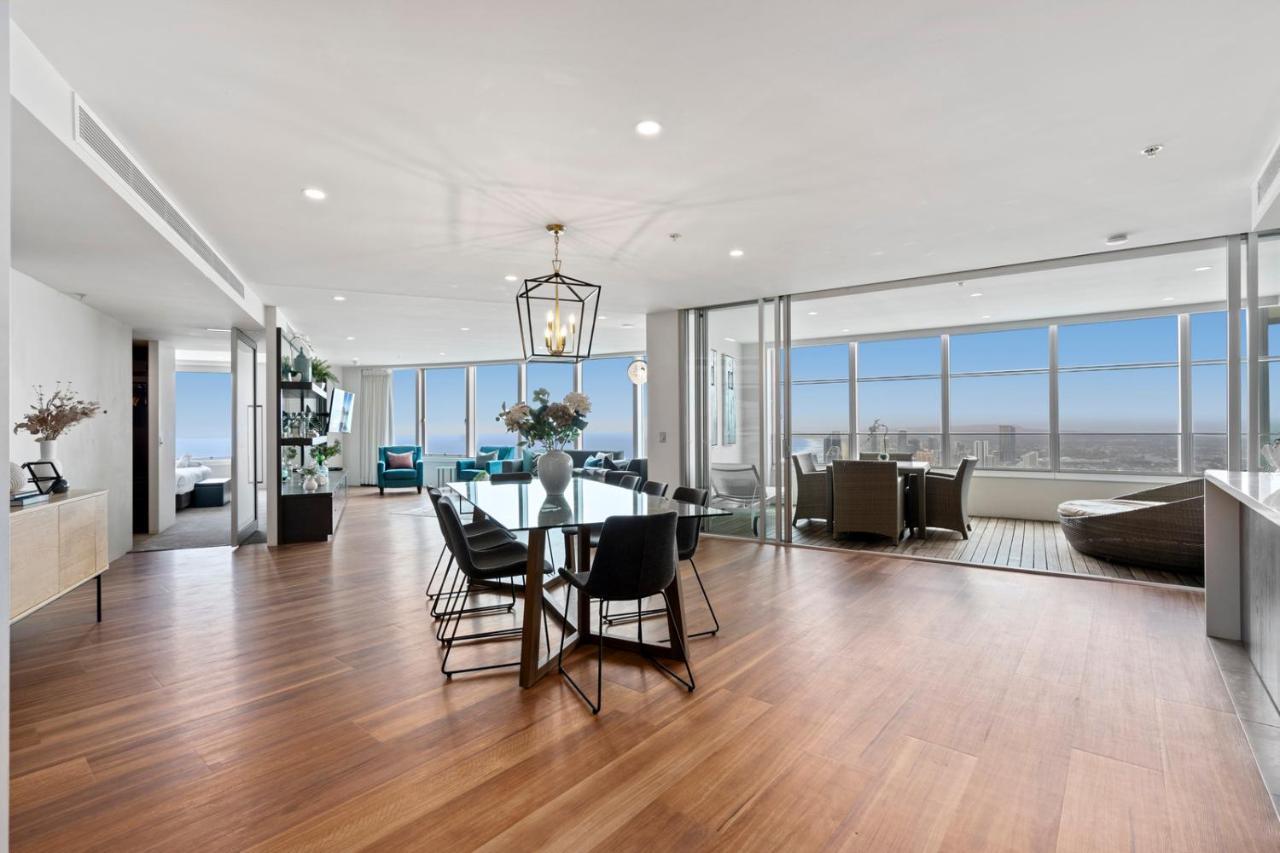 Apartment Designer At Q1 - Gclr *