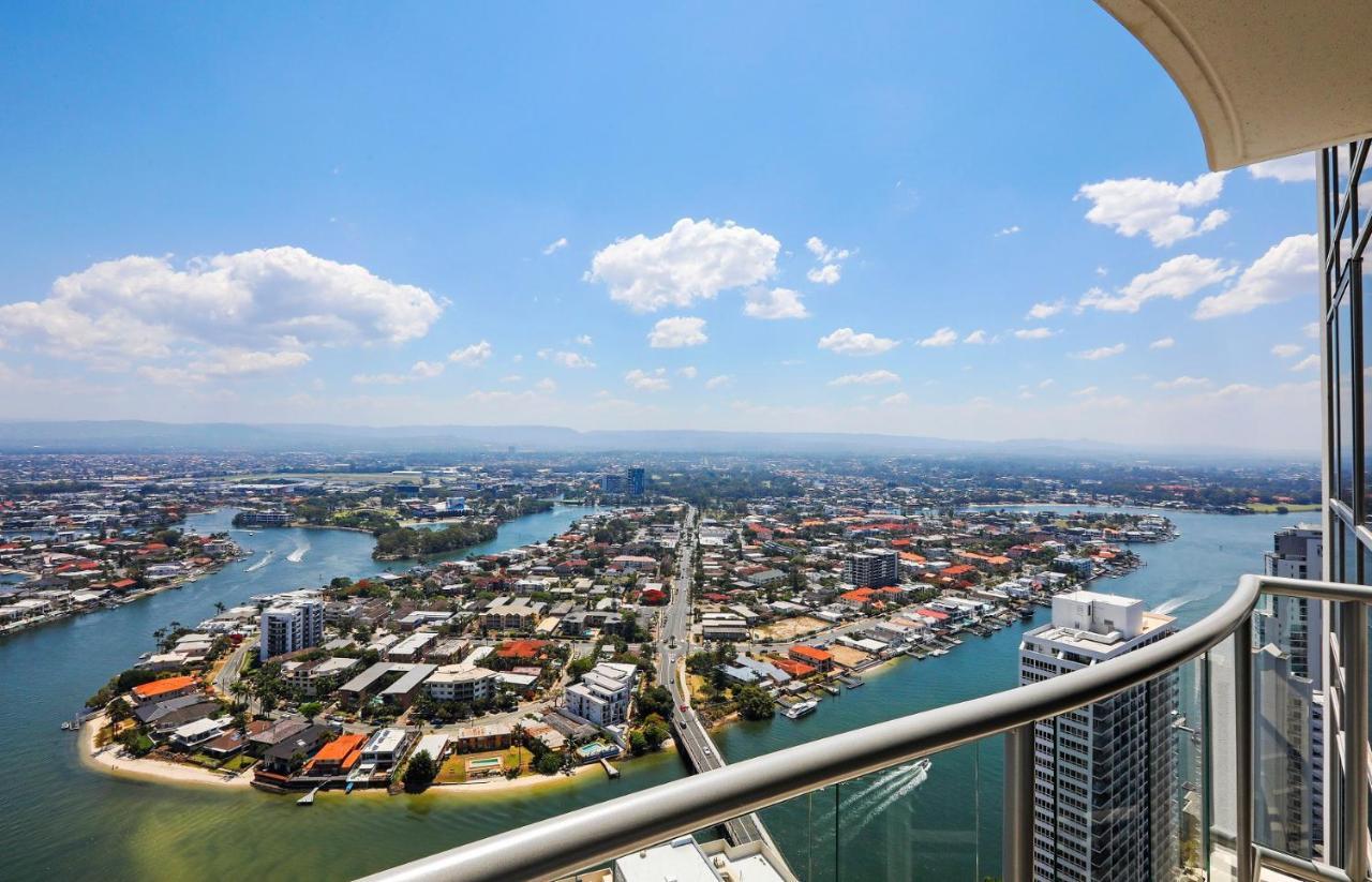 Skyline North Chevron Renaissance Apartment Gold Coast