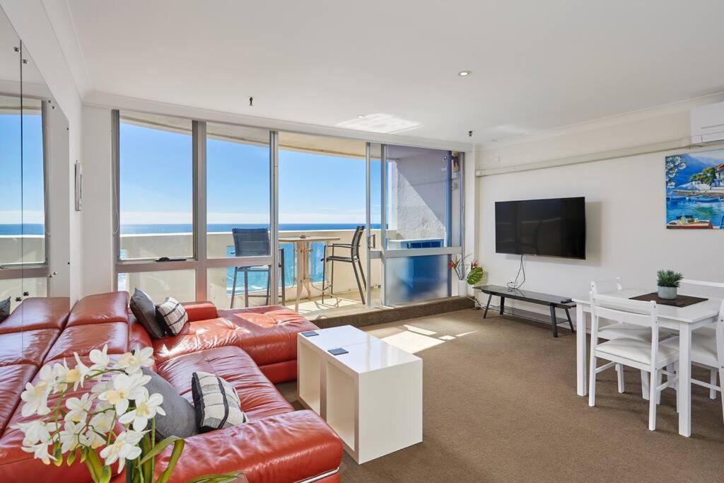 Apartment Serain Residences - Beachside Breathtaking Ocean View Two Bedroom Gold Coast