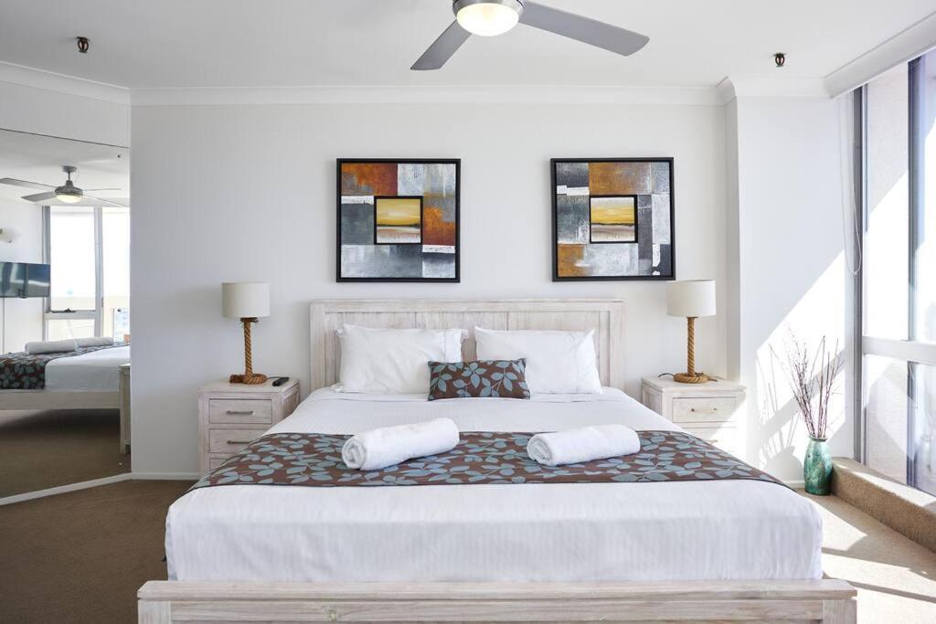 Apartment Serain Residences - Beachside Breathtaking Ocean View Two Bedroom Gold Coast