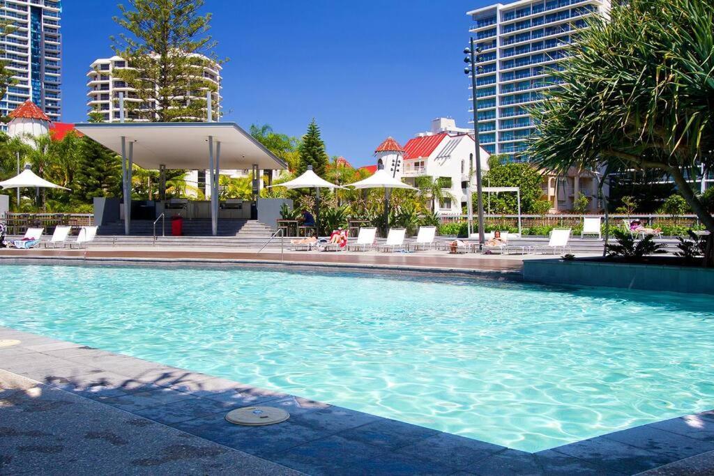 Apartment Circle On Cavill Amazing Veiw Surfers Paradise