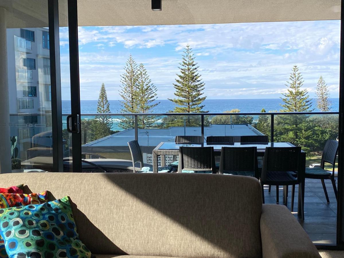 Boardwalk Burleigh - Official Gold Coast