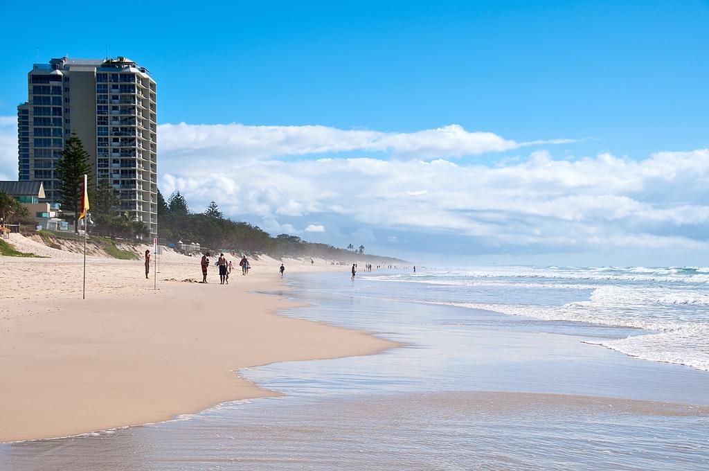 Sunbird Beach Resort Gold Coast 4*