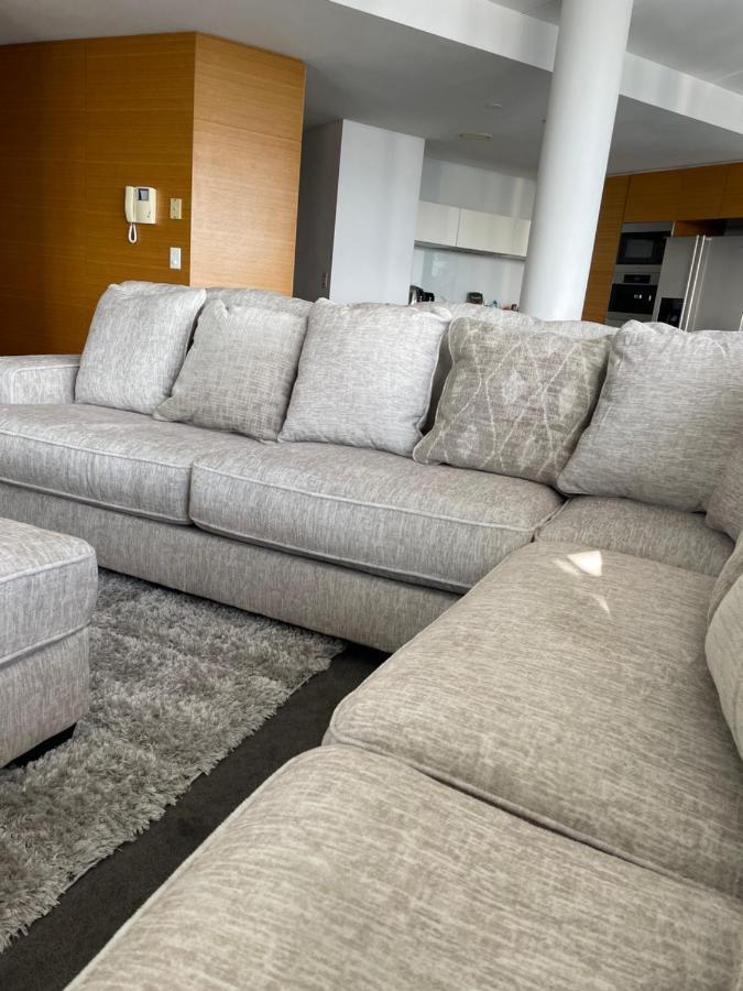 Oracle Broadbeach: Luxurious Sky With Panoramic Views Apartment
